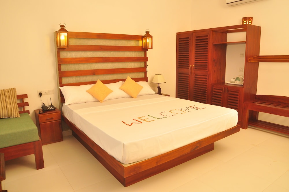 Interconnecting Room (Sea View)