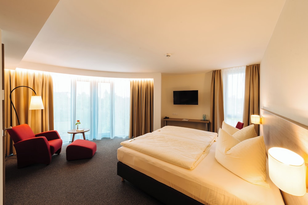 Standard Double Room, Accessible, Non Smoking photo 1