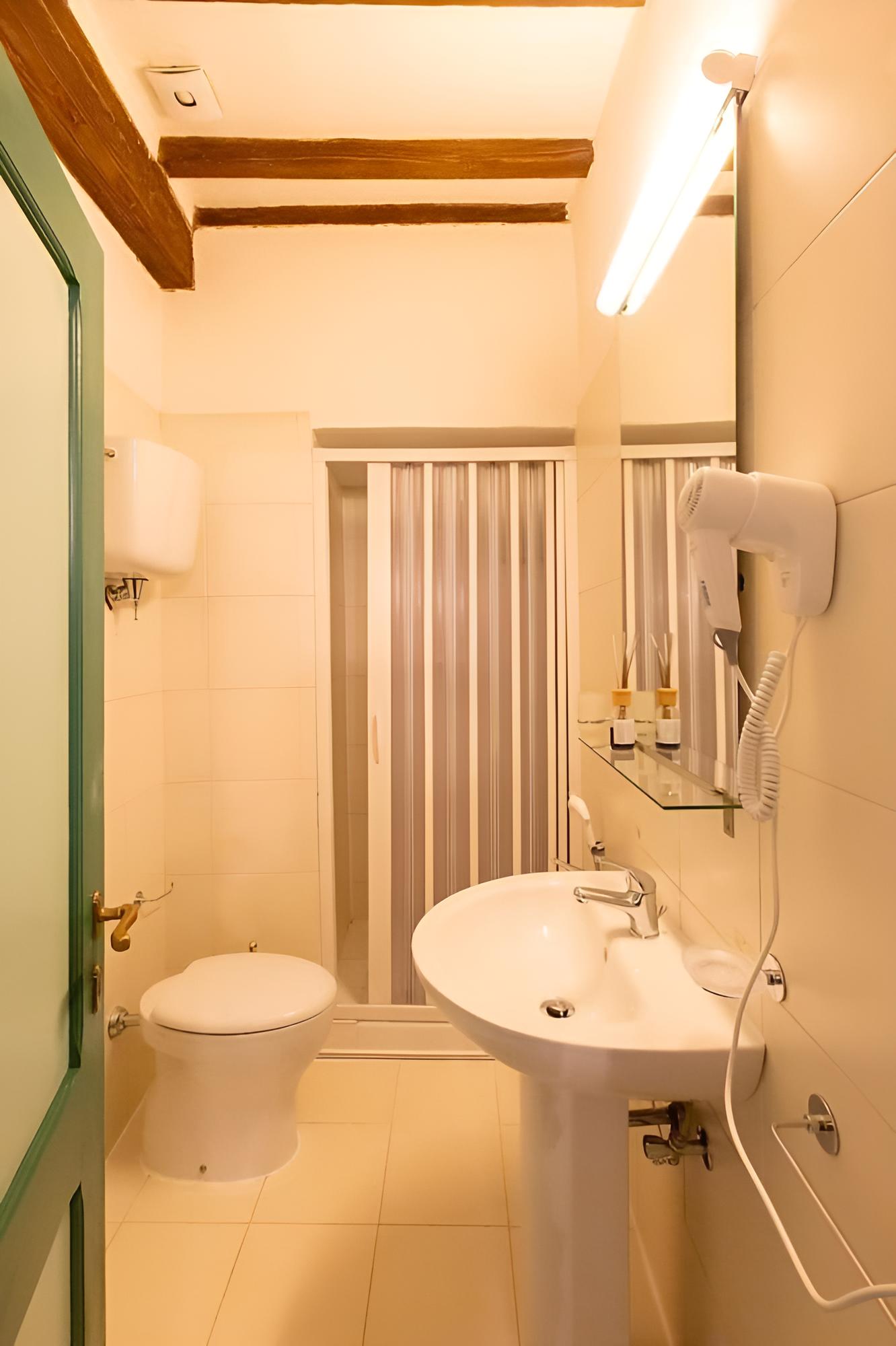 Family Apartment, 1 Bedroom, Kitchenette, Tower photo 3