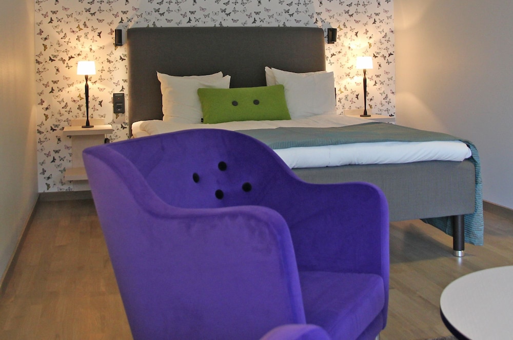 Panoramic Double Room, 1 Queen Bed, Patio, River View (Spa not included) photo 3