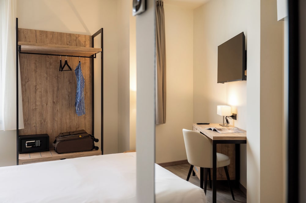 Classic Single Room photo 3