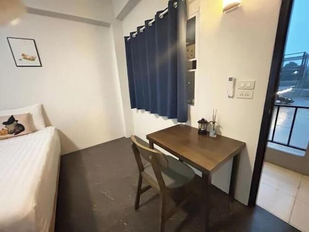Apartment With Lake View photo 3