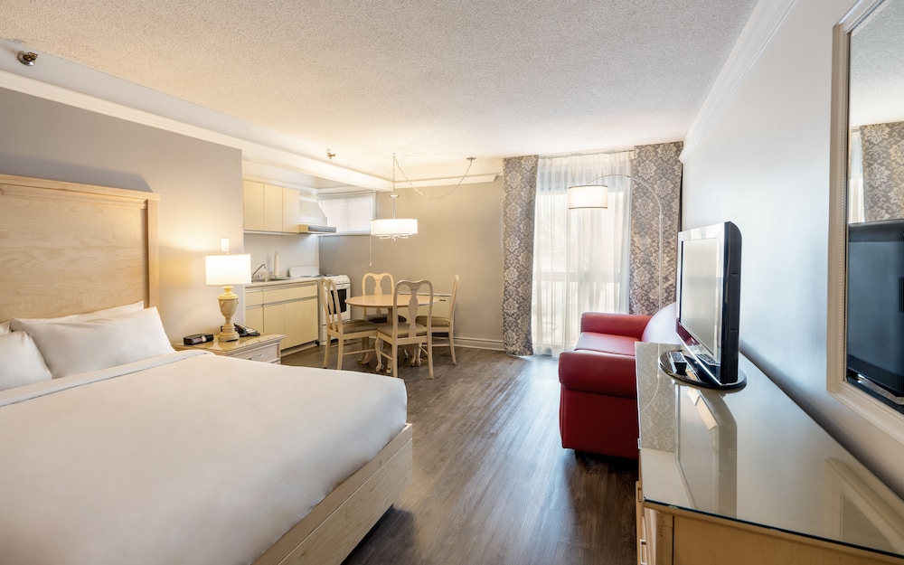 Traditional room, 1 Double Murphy bed and 1 Double Sofa-Bed with Kitchenette - Exterior View photo 1