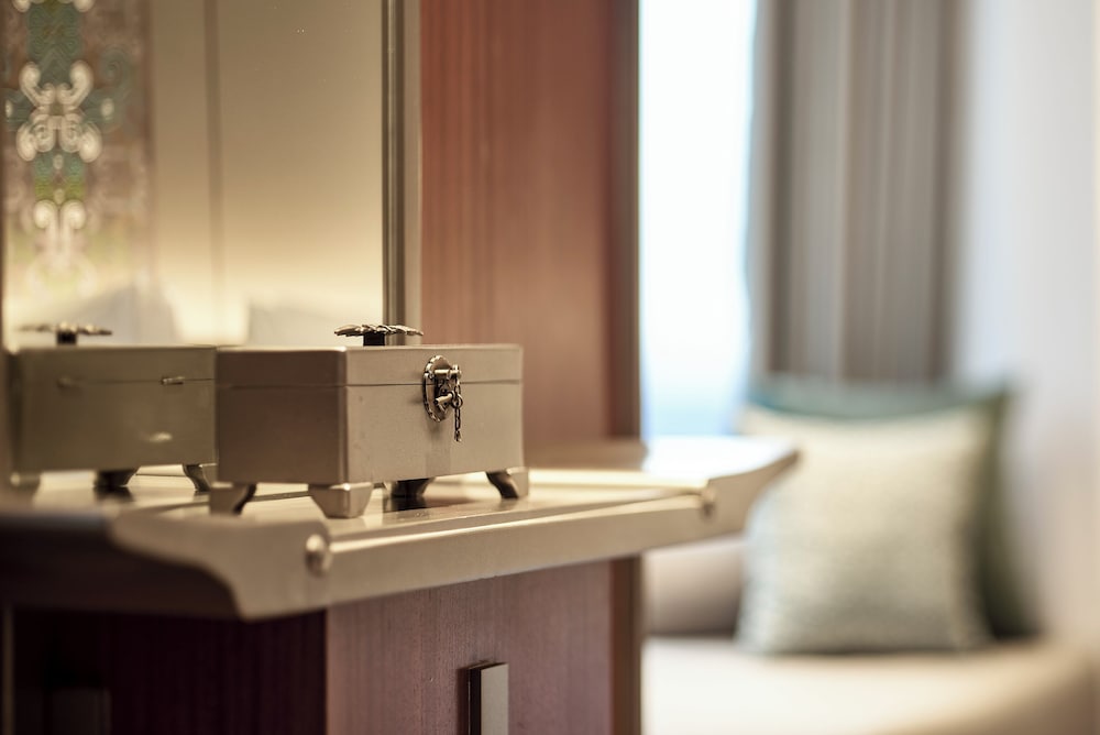 Room, 1 King Bed (Bundaran View) - Photo 4