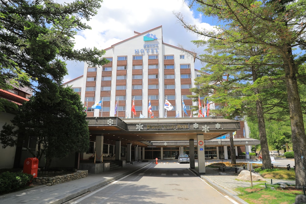 [Dragon Valley Hotel] Deluxe Family Twin - Photo 10