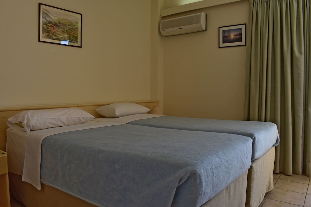 Superior Double or Twin Room, Sea View - Photo 7
