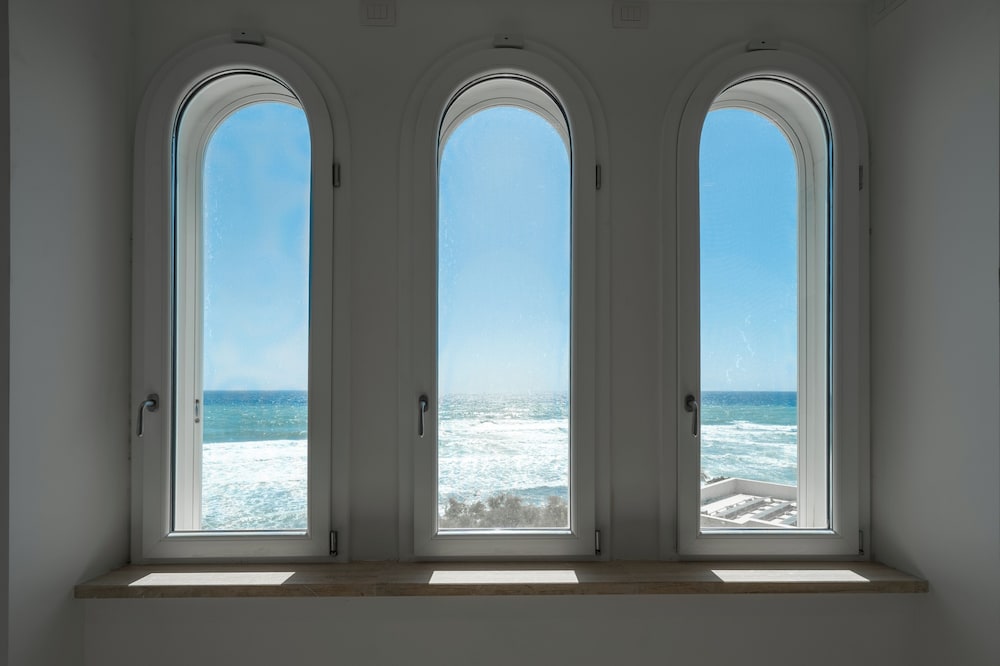 Signature Penthouse, Sea View