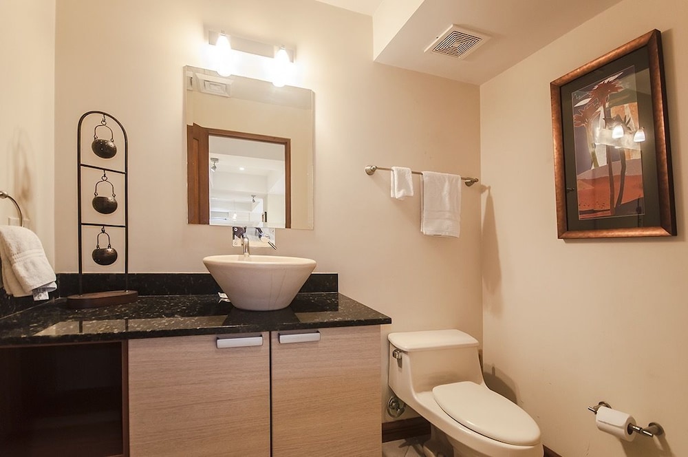 Deluxe Condo, 3 Bedrooms, Resort View, Oceanfront photo 3