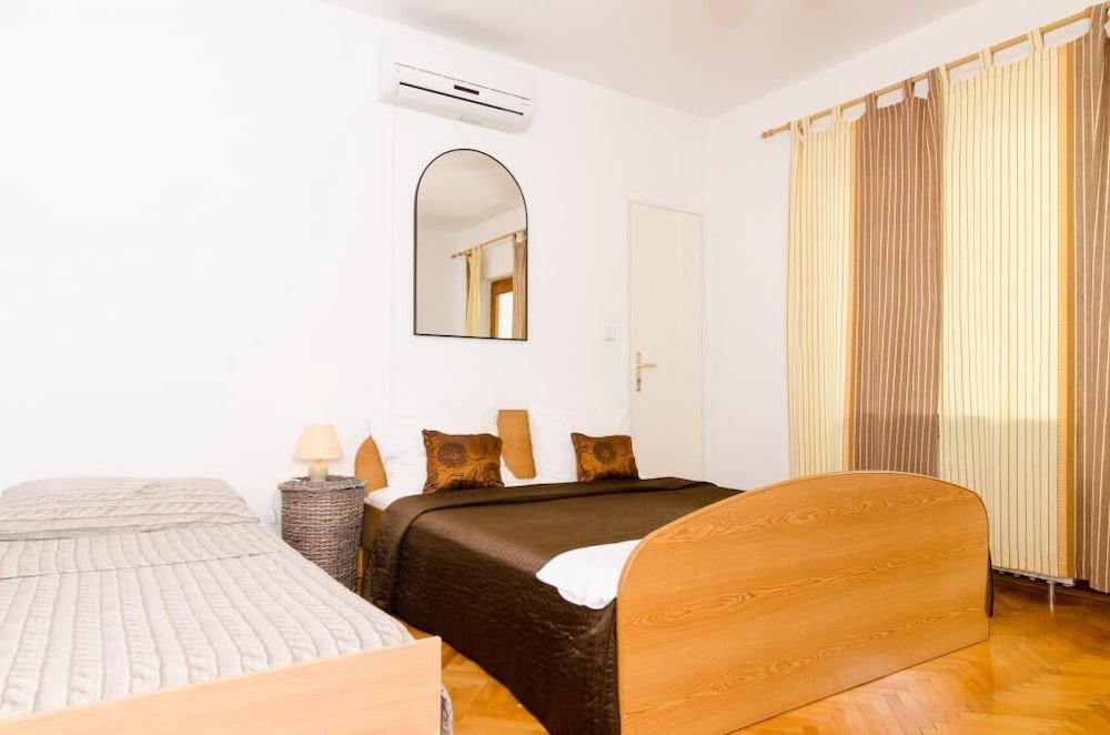 Apartment (Two Bedroom Apartment) photo 2