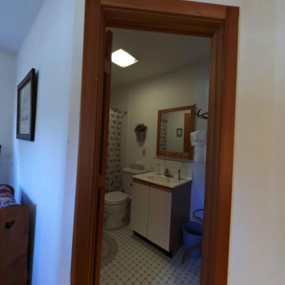 Triple Room, Private Bathroom, Garden View photo 3