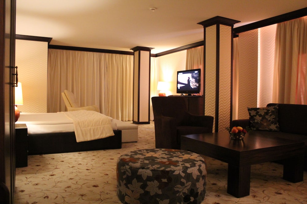 Grand Suite, Mountain View photo 2