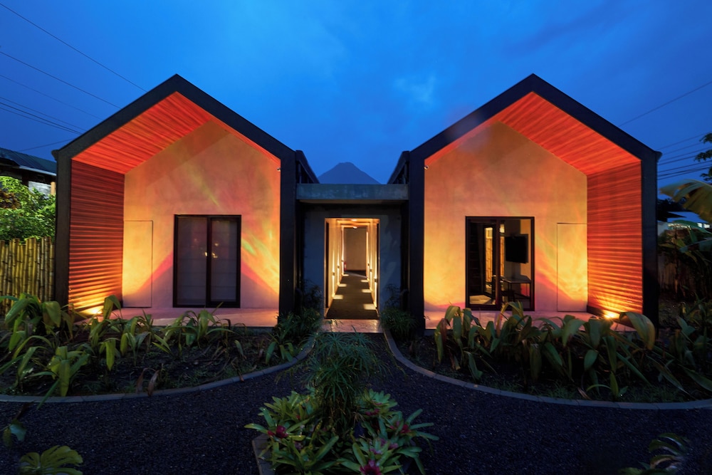 Luxury Villa photo 3