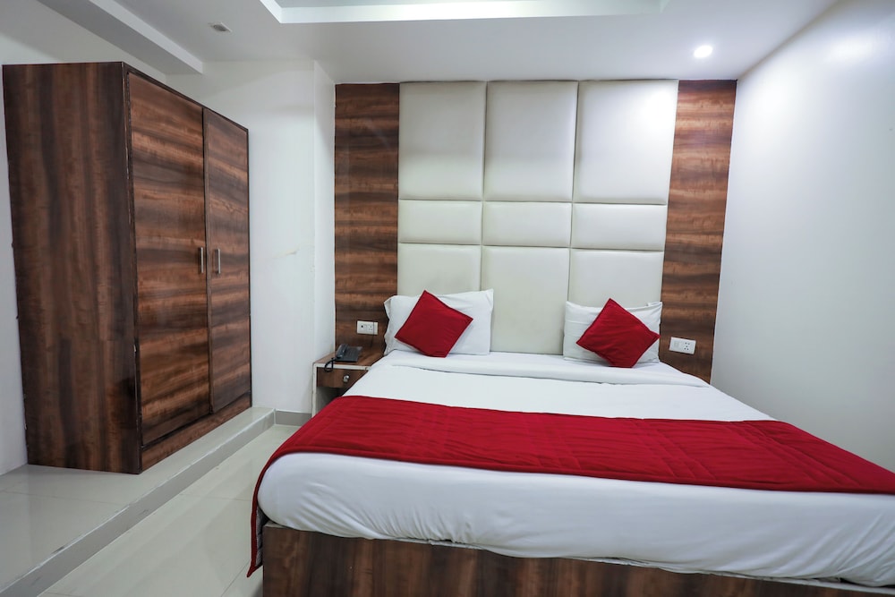 Basic Double or Twin Room
