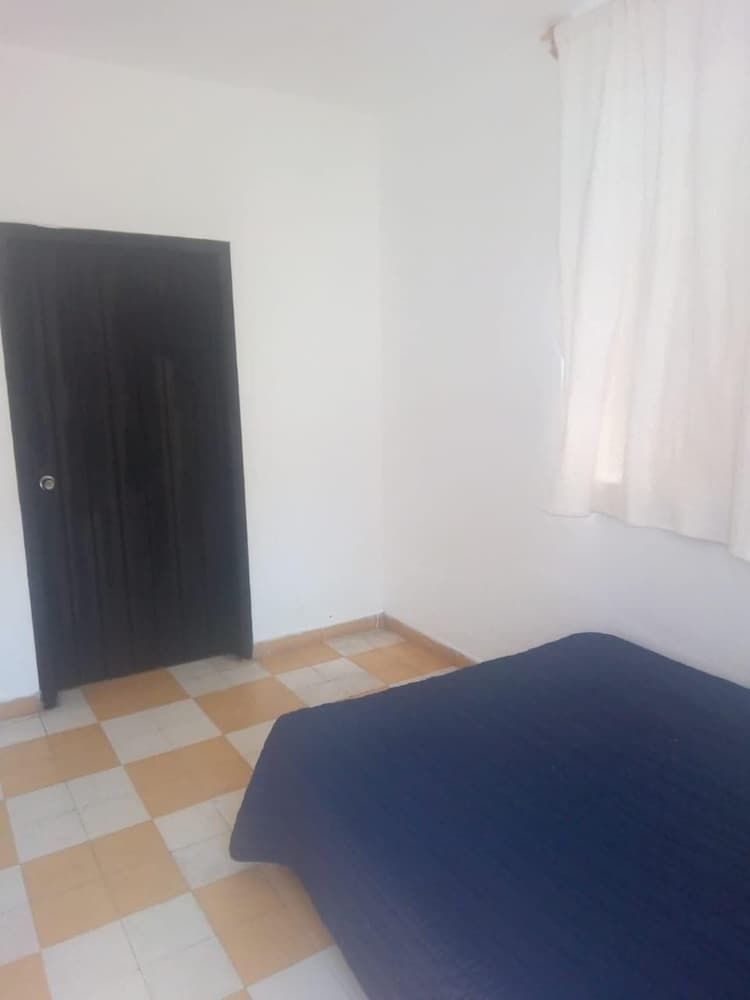 Basic Room photo 2