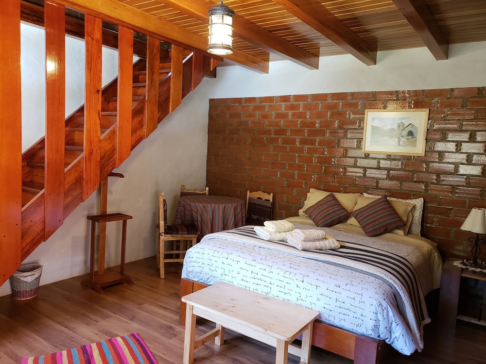 Family Quadruple Room, 1 Bedroom, Mountain View photo 1