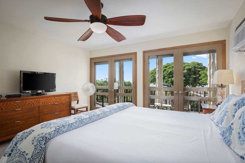 Suite, Multiple Beds, Ocean View - Photo 2