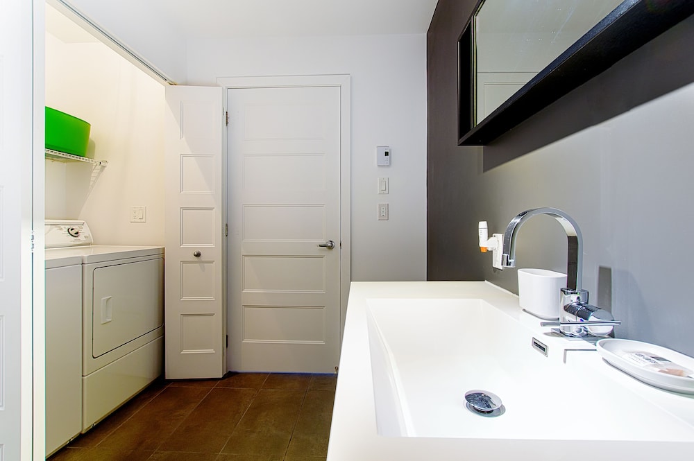 Apartment, 2 Bedrooms, City View (304)