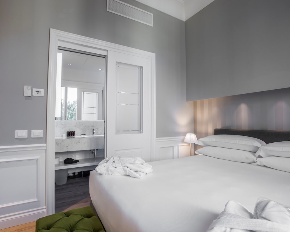 Suite Junior, vista cortile con accesso Spa - Photo 4