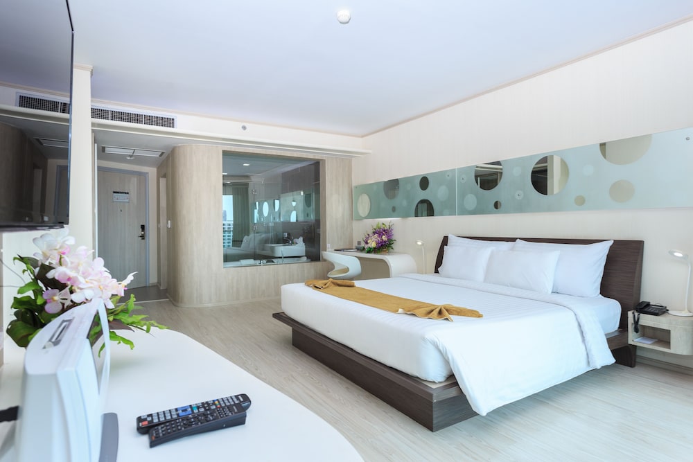 Premier Room - Photo 8