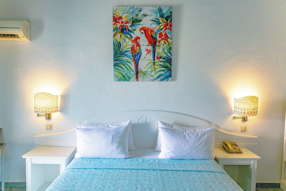 Partial Ocean View Room