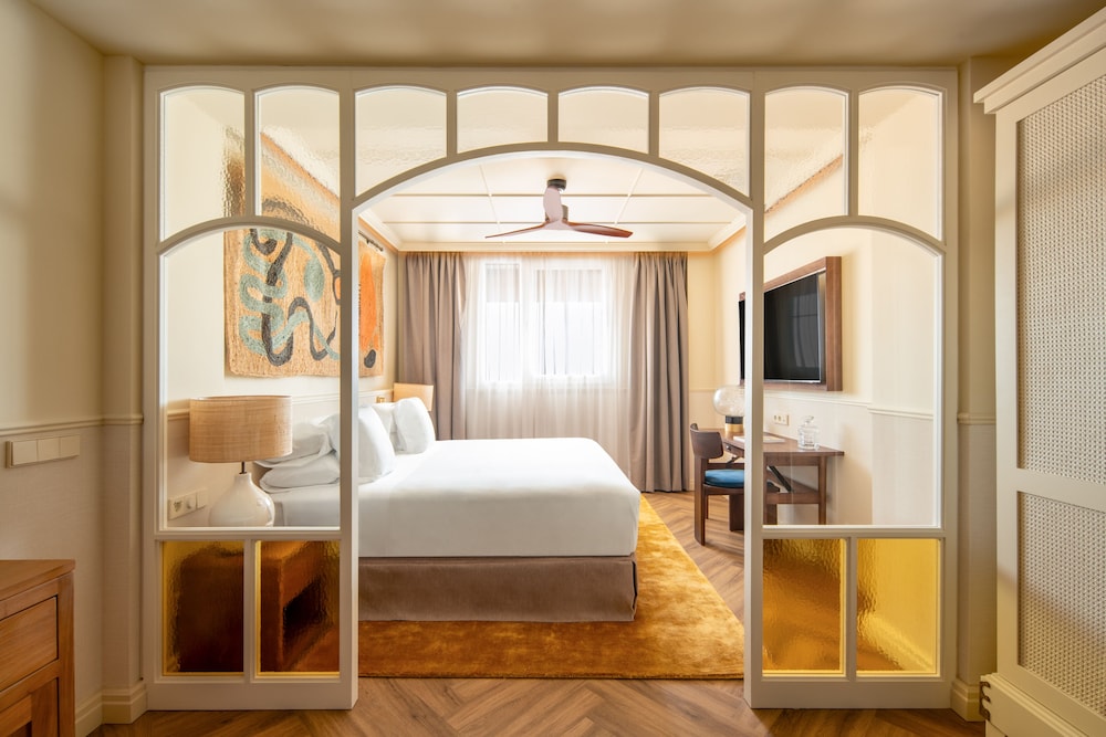 Junior Double Room Single Use