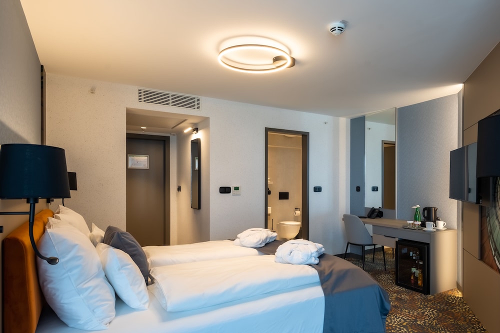 Superior Room - Photo 4