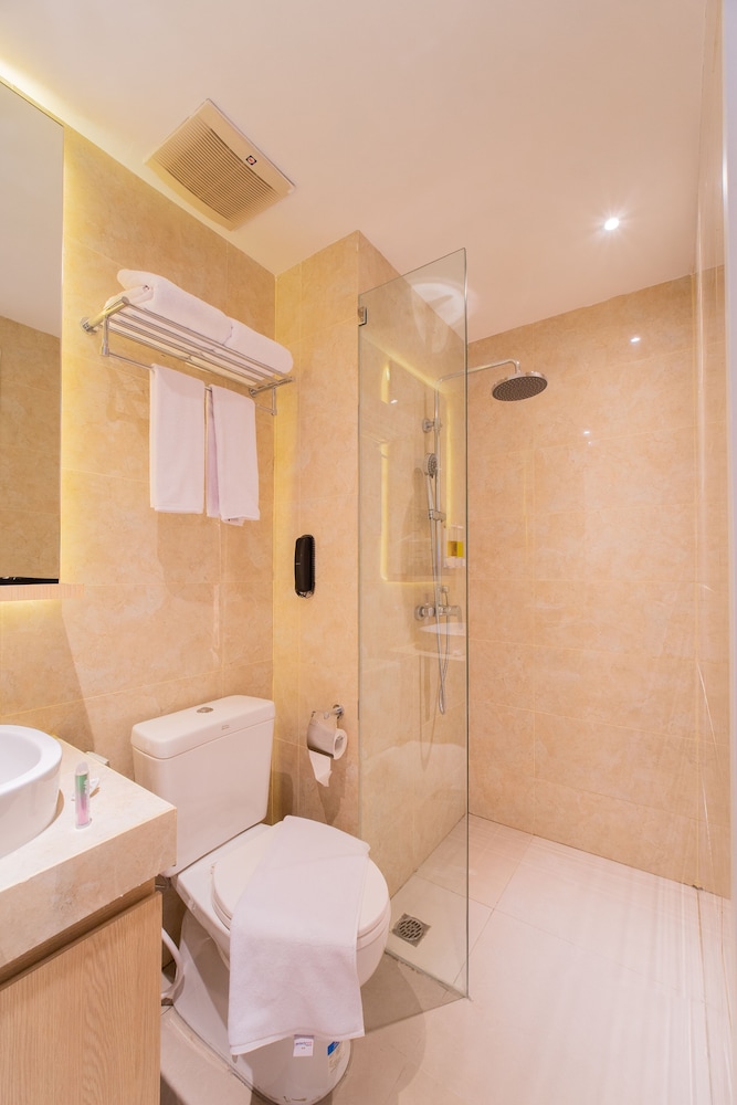 Superior Double or Twin Room, Pool View (Free2Tickets to Marquee on 7pool club) - Photo 5