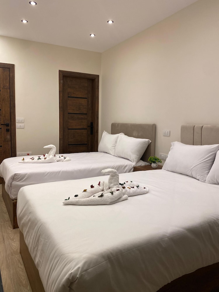 Luxury Double Room, 1 King Bed, Mountainside