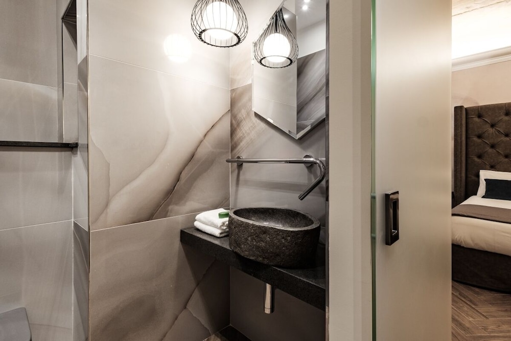 Romantic Double or Twin Room photo 2