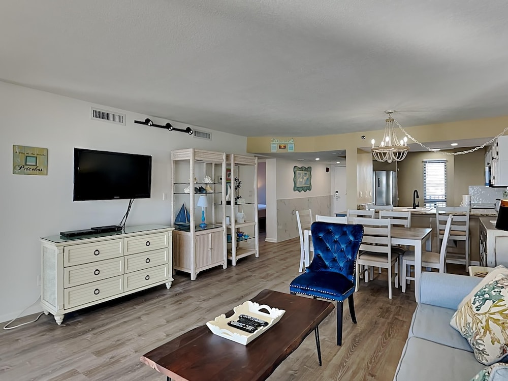 Condo, Multiple Beds, Balcony, Ocean View (#505 - No Pets Allowed) photo 1
