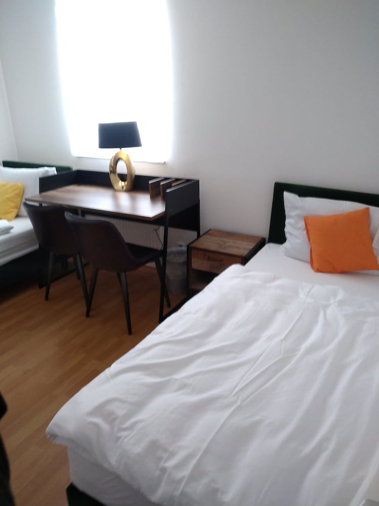 Comfort Twin Room, Multiple Beds, Non Smoking photo 3