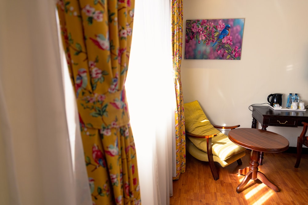 Room (Heritage) photo 1