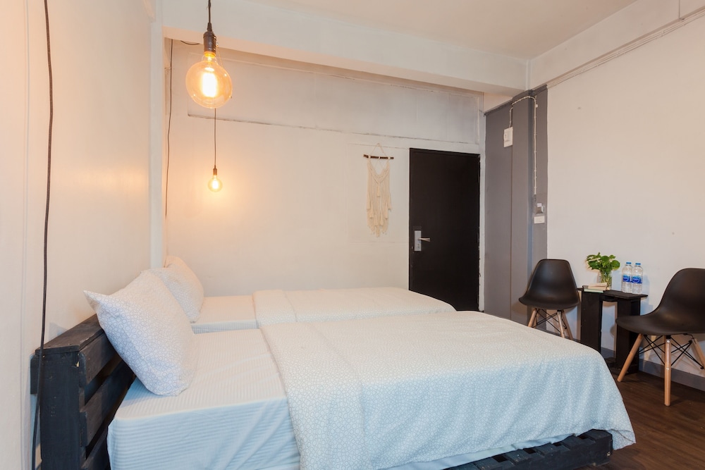 Standard Twin Room photo 2