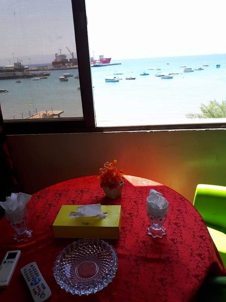 Apartment, 2 Bedrooms, Sea View photo 2