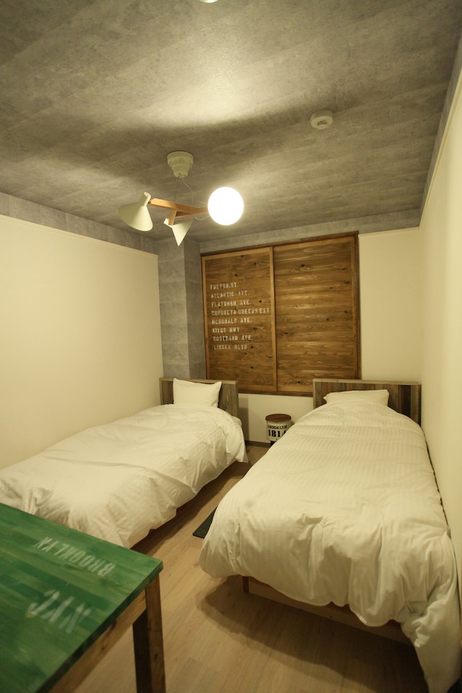 Twin Room 1 photo 3
