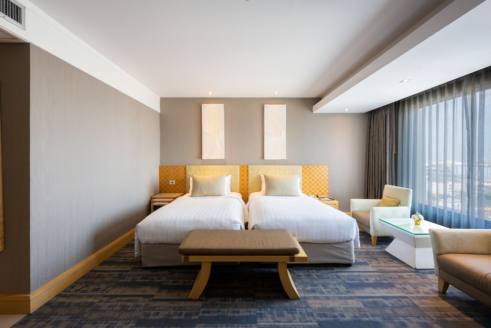 Junior Suite, 2 Twin Beds - Photo 2