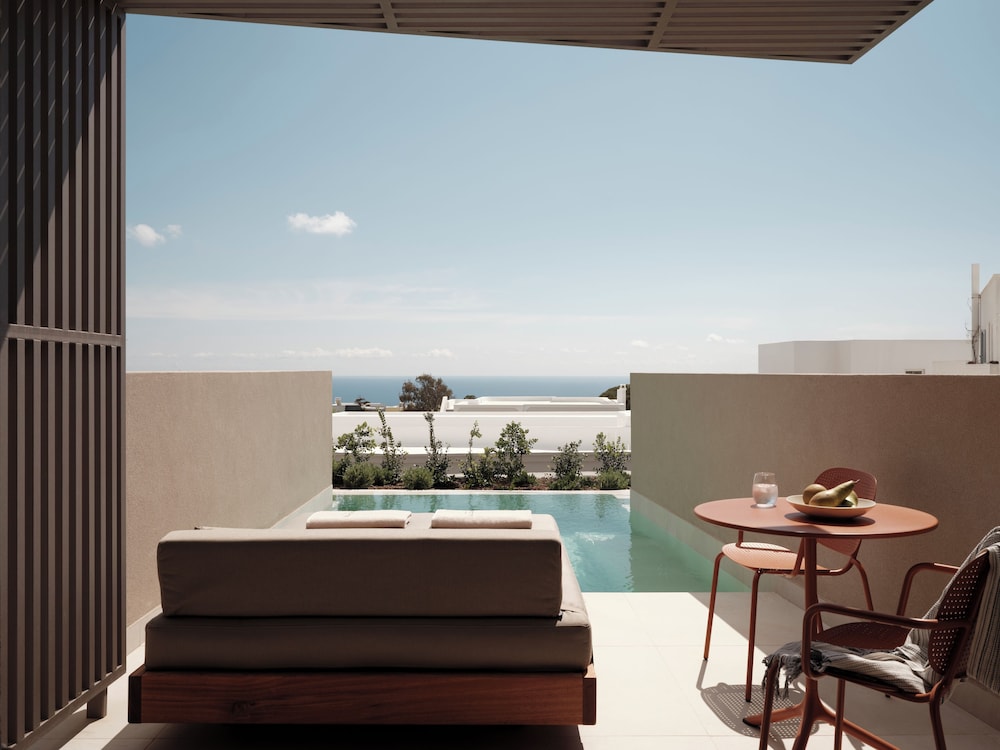 Premium Junior Suite with Private Pool & Sea View