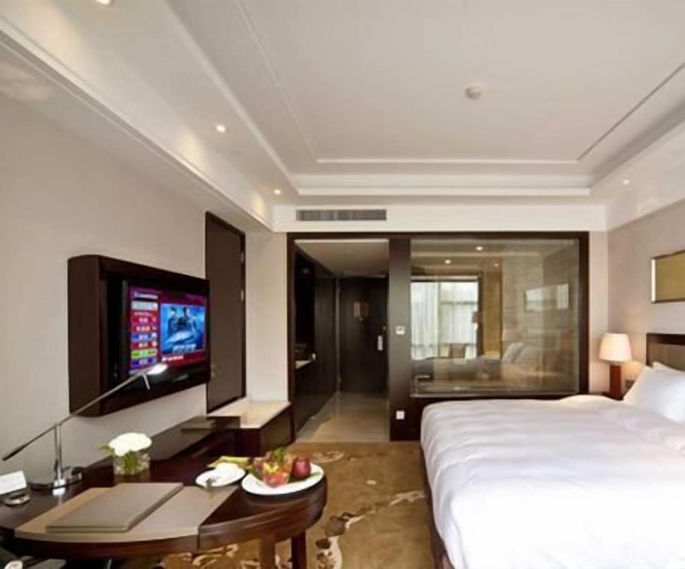 Executive Room, 1 King Bed, Executive Level photo 1