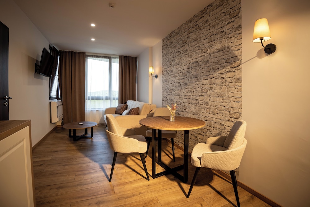 Family Apartment, Courtyard View