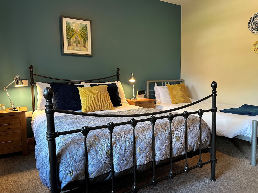 Standard Double or Twin Room photo 1