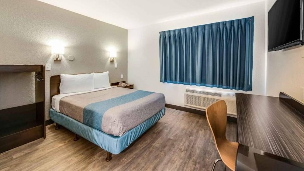 Standard Room, Accessible, Non Smoking photo 3