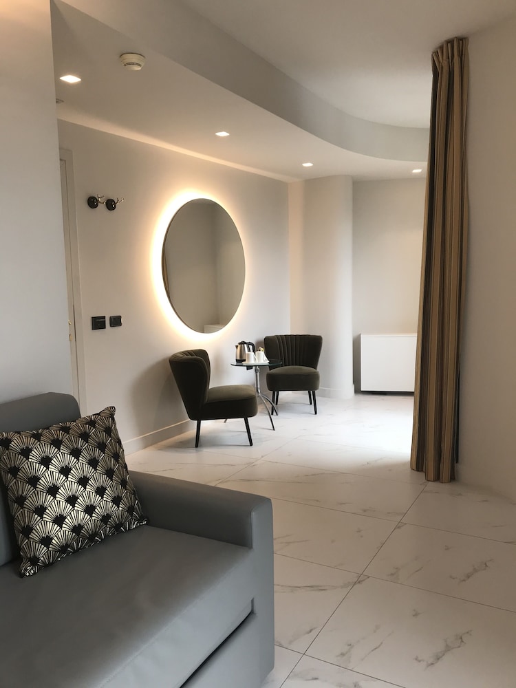 Junior Suite - Photo 3