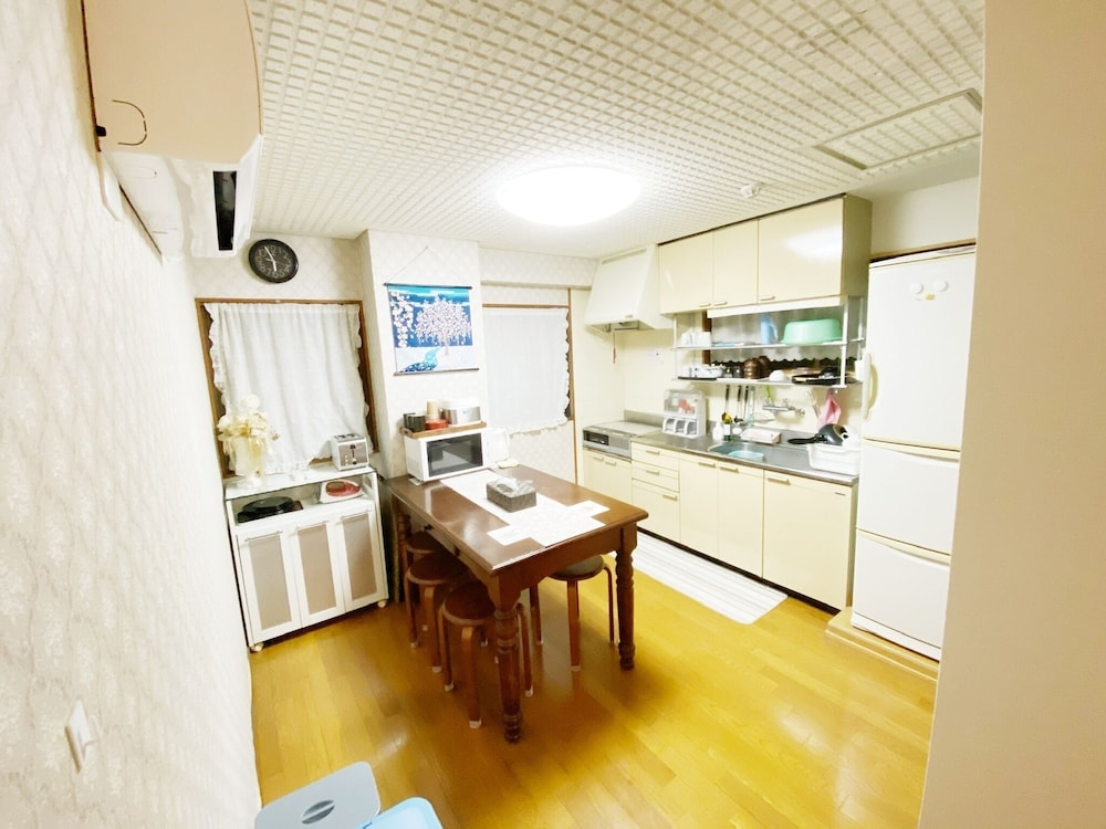 Family Room, 2 Bedrooms, Non Smoking photo 3