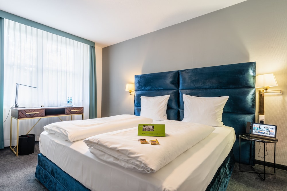 Deluxe Single Room (Business)