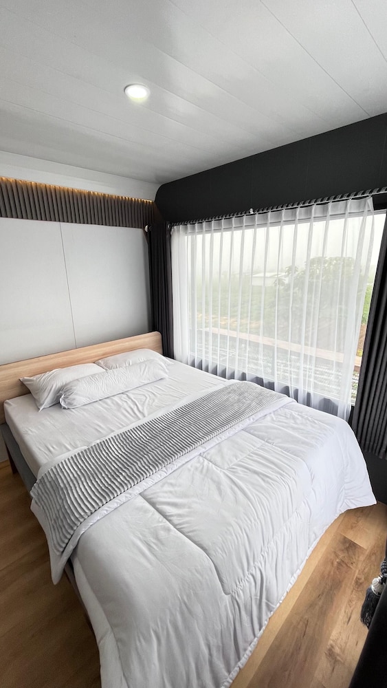 Standard Cabin photo 1