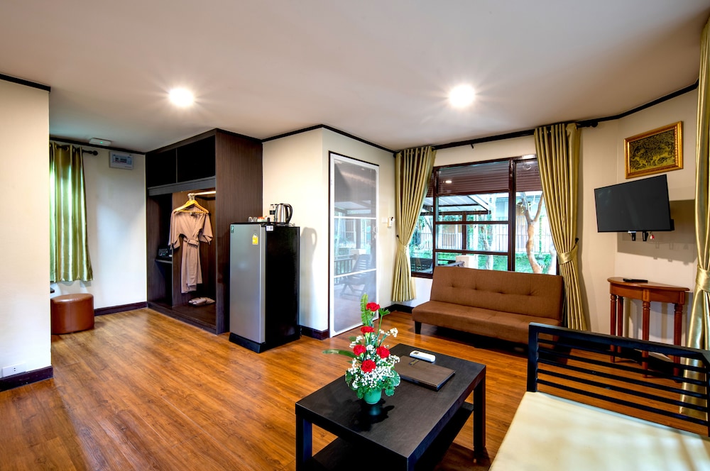 Junior Garden Villa - Photo 14