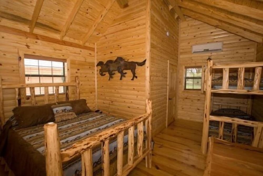 Fort Apache Cabins