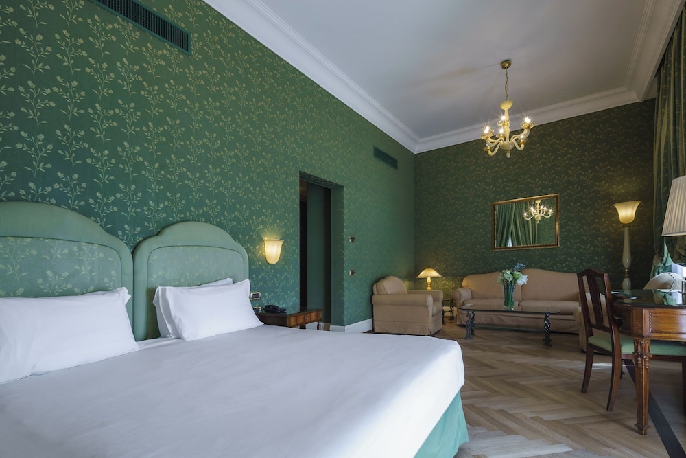 Standard Suite, Sea View (3 Pax)