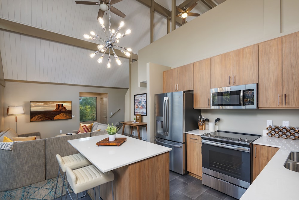 Family Chalet, Kitchen, Mountain View