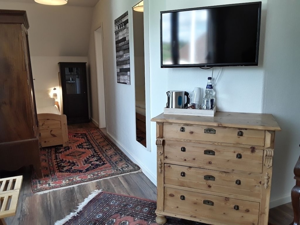 Family Room photo 2